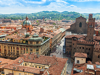 Ultimate guide, Where to go, Eat and sleep, Bologna travel HD wallpaper