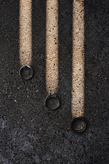 Rings, Shine, Light, Miscellanea, Miscellaneous, Beams, Rays, Asphalt HD phone wallpaper