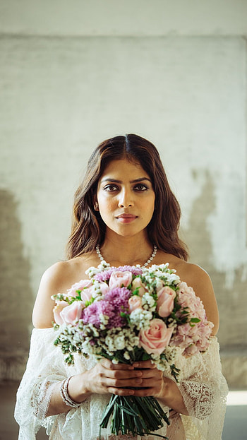 Malavika mohanan, bridal, malayalam actress HD phone wallpaper