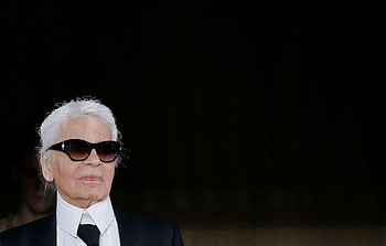 Karl Lagerfeld, Fashion legend, Passing at 85 HD wallpaper