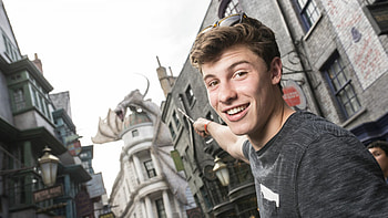 Universal Orlando Resort, Shawn Mendes HD wallpaper