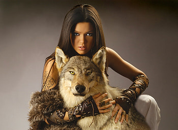 Woman and wolf, girl, model, beautiful, wolf HD wallpaper