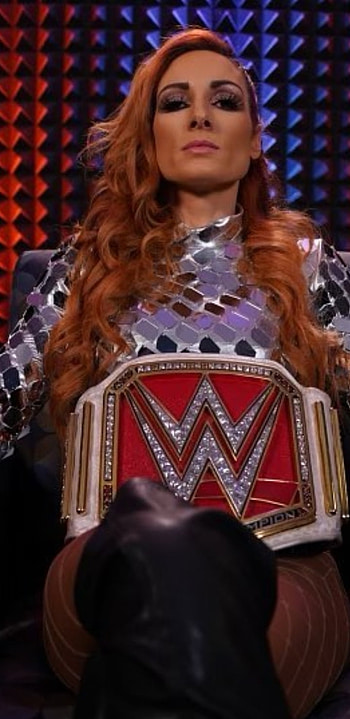 Becky Lynch, fashion_design, street_fashion HD phone wallpaper