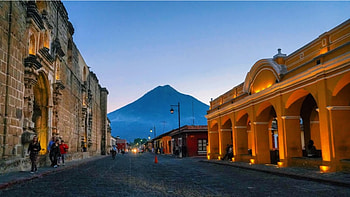 24 hours in Antigua, Antigua Guatemala, Guatemala travels, Antigua cityscape HD wallpaper