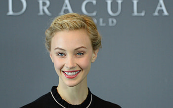 Sarah Gadon , Posted Zoey Mercado HD wallpaper