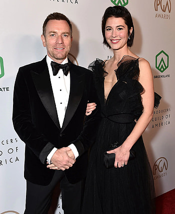 Mary Elizabeth Winstead, Ewan McGregor, Thrilled newlyweds, Loving celebration HD phone wallpaper