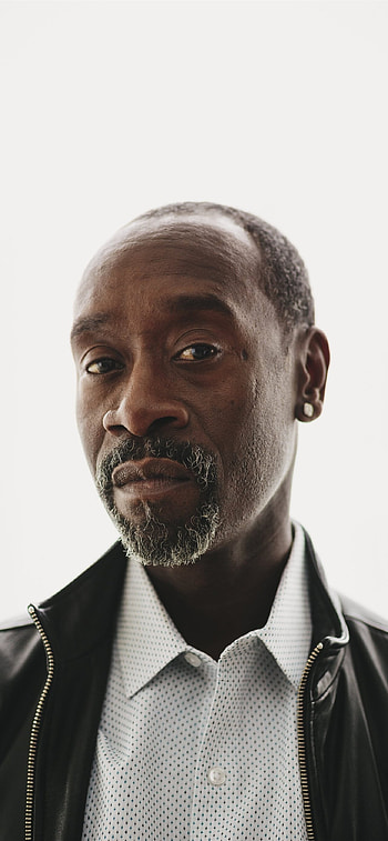 Best Don Cheadle , Captivating actor, Emotional depth, Multi-talented artist HD phone wallpaper