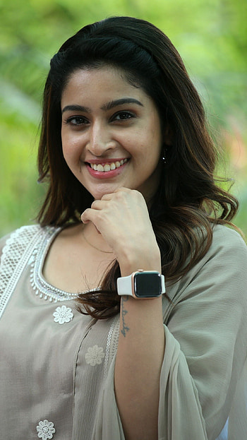 Tanya Ravichandran, tamil actress, cute, beautiful HD phone wallpaper