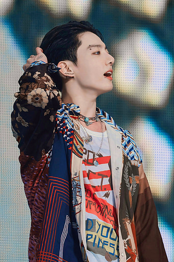 Jungkook, BTS, Live Concert, Kookie, Men, Lip piercing, Eyebrow piercing, Permission to dance HD phone wallpaper