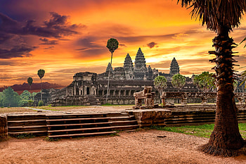 Angkor Wat, Architectural marvel, Cambodian history, Exquisite craftsmanship HD wallpaper