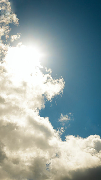 Sun , Warm and radiant, Golden glow, Captivating skies HD phone wallpaper