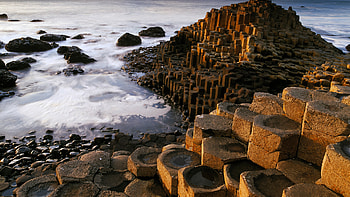Giants Causeway, County Antrim, UK spotlight , Northern Ireland beauty HD wallpaper