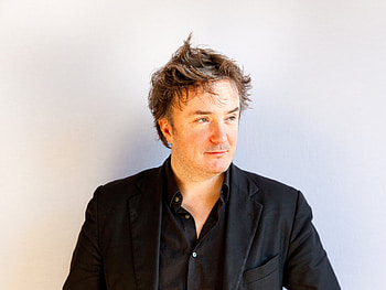 Dylan Moran, Dr Cosmos comedy, Madrid, Other HD wallpaper