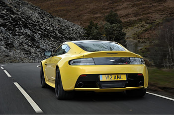 Aston Martin Vantage, aston martin, supercar, car, cars, roadster HD wallpaper