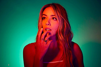 Celebrity, Chloe Bennet, hoot, 2019, actress HD wallpaper