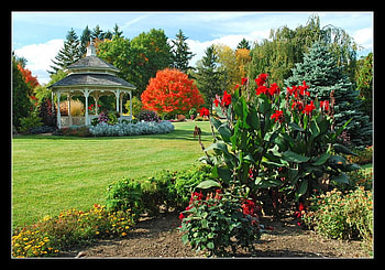 A NICE PLACE TO JUST RELAX AND CONTEPLATE SWK , gorgeous, gazebo, beautiful, setting HD wallpaper