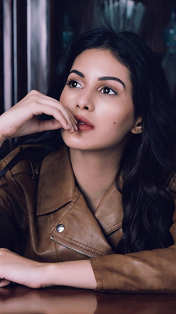 Amyra Dastur, Bollywood, Actress HD phone wallpaper