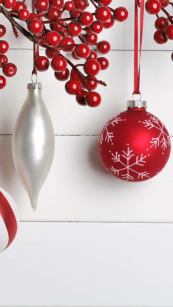 Christmas and New Year, Festive , Shimmering decorations, Vibrant ambiance HD phone wallpaper