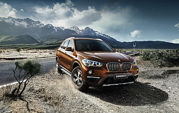 Compact sedan, BMW X1 HD wallpaper