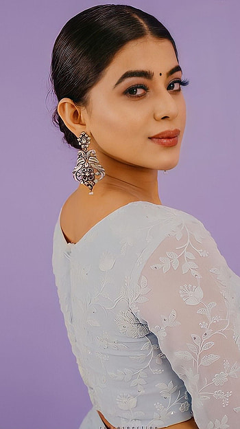 Yamini Bhaskar, telugu actress HD phone wallpaper