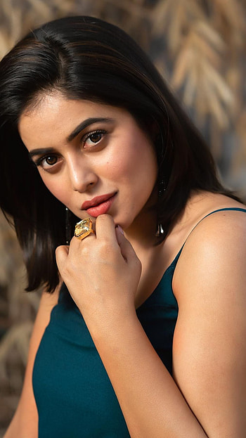 Poorna kasim, telugu actress, , gorgeous, sexy gorgeous, shamana kasim, malayalam actress HD phone wallpaper