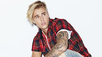 Bieber's essence, Signature , Iconic ry, Must-have collection HD wallpaper