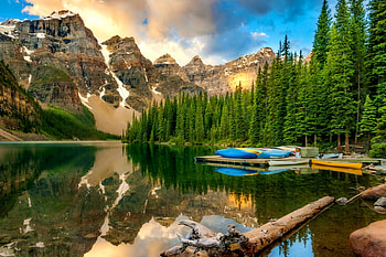 Landscape with mountain and lake, mirror, hills, landscape, beautiful, serenity, tranquil, mountain, lake, shore, reflection, cliffs, boats, calmness, forest HD wallpaper