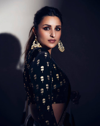 Parineeti Chopra, lip, makeover HD phone wallpaper