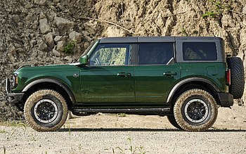 4-Door Model Side View, Ford Bronco HD wallpaper