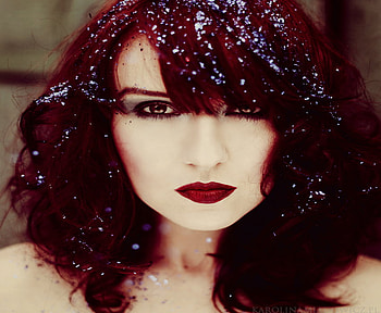 Ruby red lips, redhead, model, pretty, snow HD wallpaper