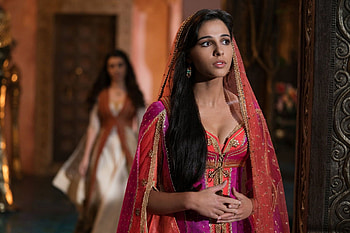 Naomi Scott, Indian Beauty, Disney Princess, Dresses HD wallpaper