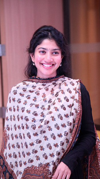 Saipallavi, telugu actress, lovestory HD phone wallpaper