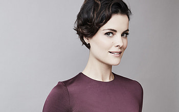 Jaimie Alexander, American actress, Portrait hoot, Burgundy dress HD wallpaper