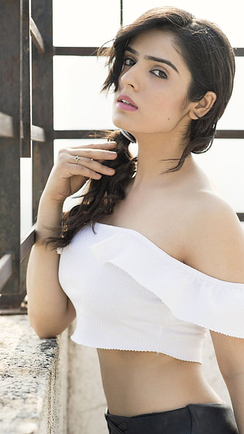 Sidhika Sharma, telugu actress, model, sexy gorgeous HD phone wallpaper