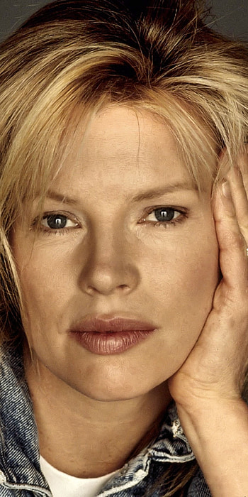 Kim Basinger, Actress, Blonde, Ring HD phone wallpaper