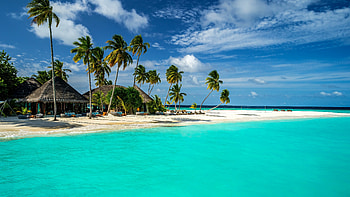 Amazing Maldives beach, U , High-end devices, Stunning visuals HD wallpaper