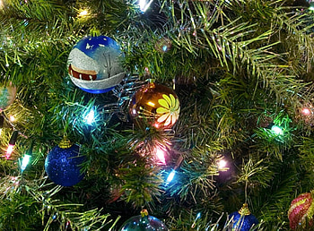 Holidays, New Year, Holiday, Christmas Decorations, Christmas Tree Toys, Christmas Tree, Garland, Balls HD wallpaper