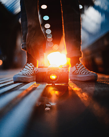 Shine, Light, Miscellanea, Miscellaneous, Legs, Blur, Smooth, Hands, Camera HD phone wallpaper
