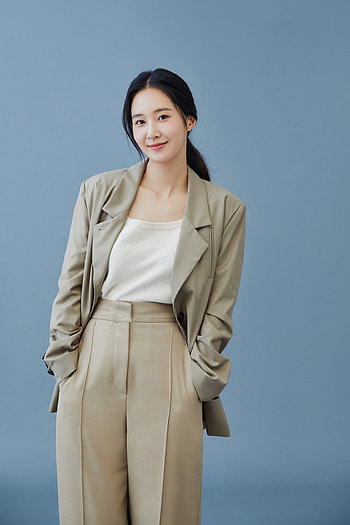 Kwon Yuri, Music inspiration, Advice from bandmates, Overcoming obstacles HD phone wallpaper