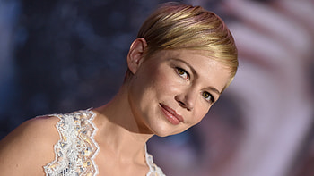 Michelle Williams, Aquaphor, Exfoliate, Lips HD wallpaper