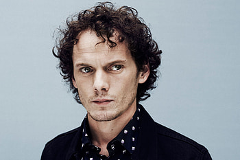 Anton Yelchin, Inspiring , Acting talent, Endearing smile HD wallpaper