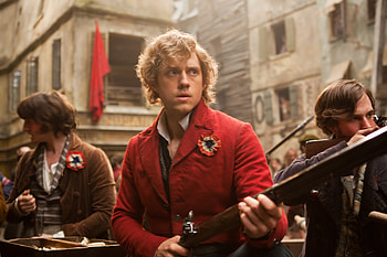 Les Miserables movie, Stunning visuals, Intense emotions, Mesmerizing musical score HD wallpaper