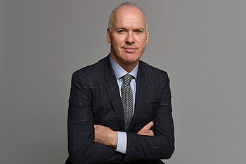 Michael Keaton, Movie reviews, Acting talent, Song and video appearances HD wallpaper