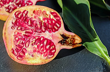 Food, Berries, Fruit, Slice, Section, Garnet, Pomegranate HD wallpaper