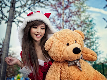 girl_toy_smiling, amit, omdave, matu, hrdave HD wallpaper