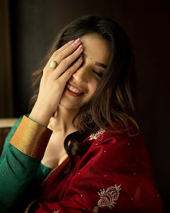 Priyanka jawalkar, flash graphy, lip HD phone wallpaper