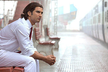 Cricket movies, Enthralling recommendations, Passionate cricket enthusiasts, Engaging narratives HD wallpaper