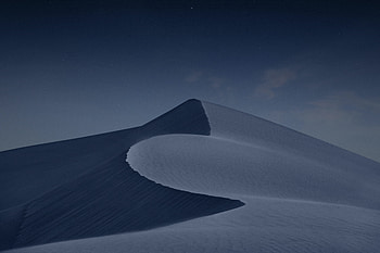 Desert Dunes Night Minimal , desert, dunes, minimalism, minimalist, dark, artist, artwork, digital-art HD wallpaper