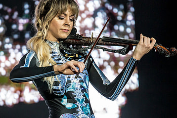 Lindsey Stirling, Concert at Pacific Amphitheater, Memorable performance, Guitar Girl Magazine HD wallpaper