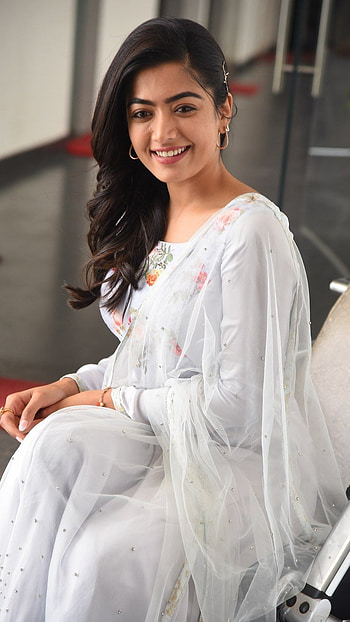 Rashmika Mandanna Video, South Actress HD phone wallpaper